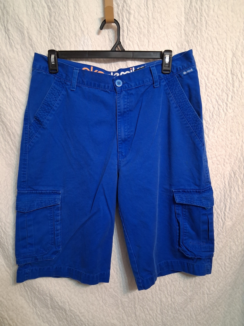 Akademiks Men's Royal Blue Cargo Shorts